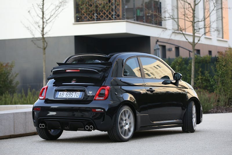 Abarth 695c Convertible 1.4 T-Jet 180 2dr image 8