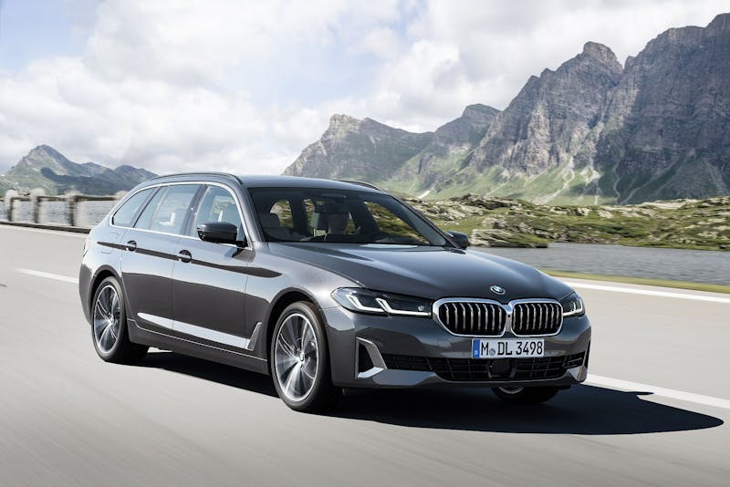 BMW 5 Series Touring 540i xDrive MHT M Sport 5dr Auto [Pro Pack] image 2
