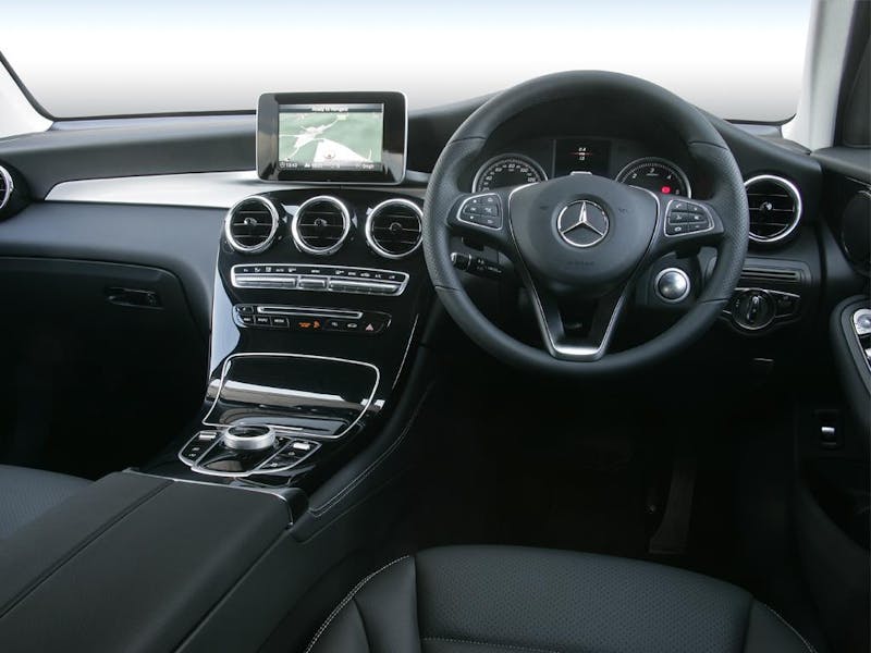 Mercedes-Benz Glc Diesel Estate GLC 220d 4Matic AMG Line Premium 5dr 9G-Tronic image 14